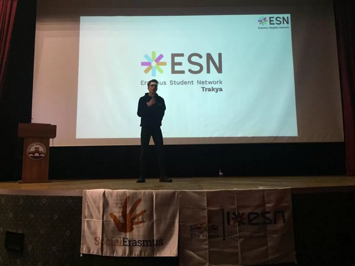 ESNer delivering a speech