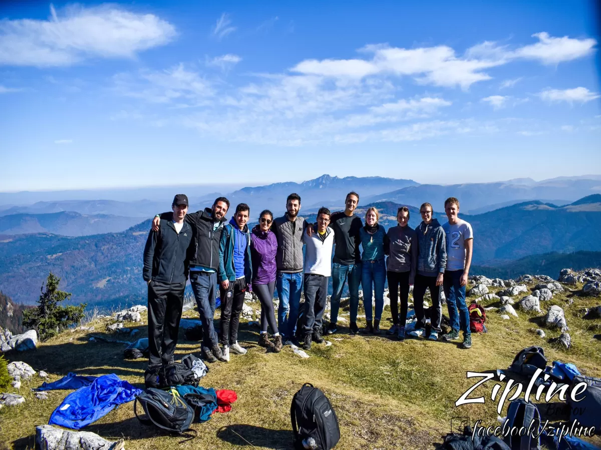 Group near Piatra Mare Peak 