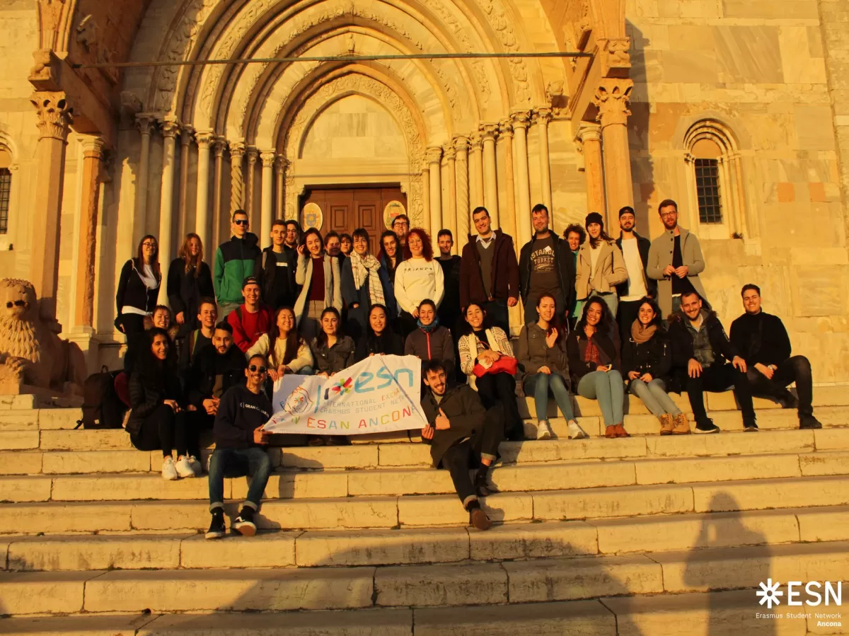 Group of international students visiting the Duomo at sunset