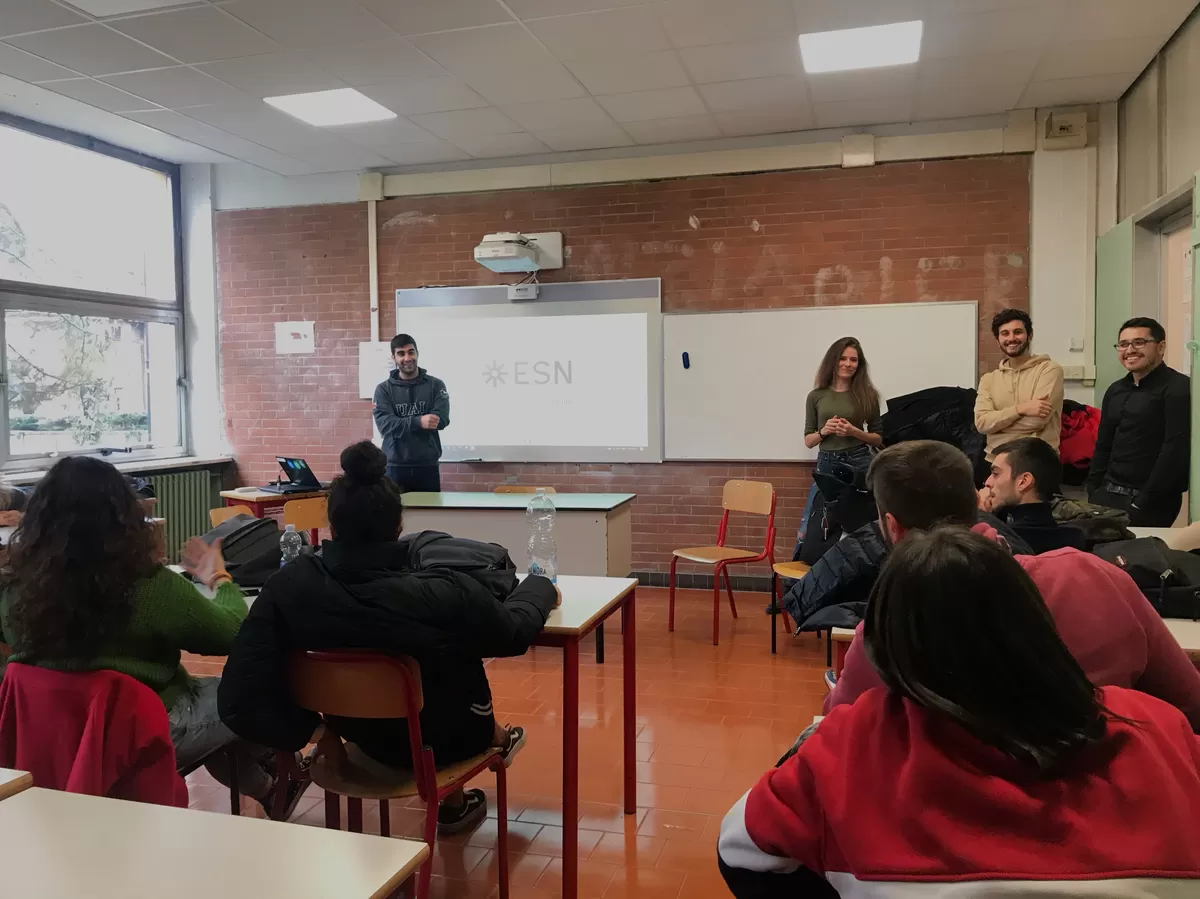 ESN Torino - Erasmus in Schools (EiS) - 4