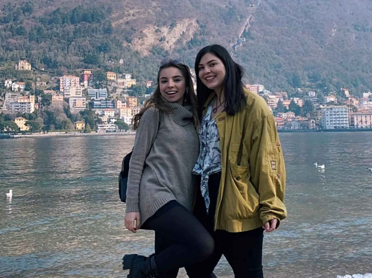 Friends at Lake Como