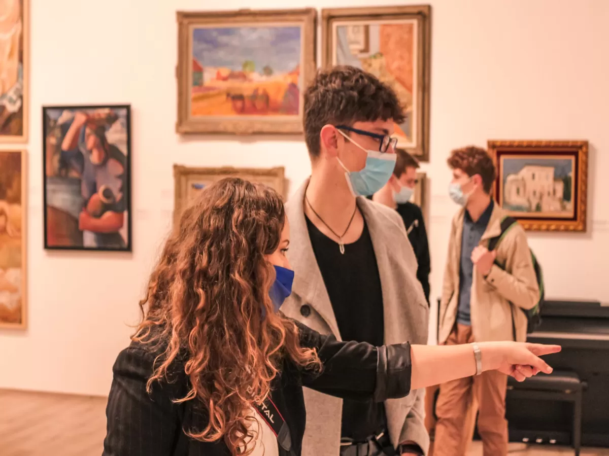 Students in Gallery