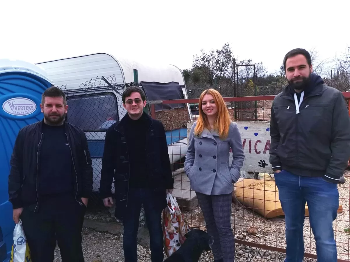 Nora, Stipe,Blaž and Andrija visited dog shelter in Žarkovica.