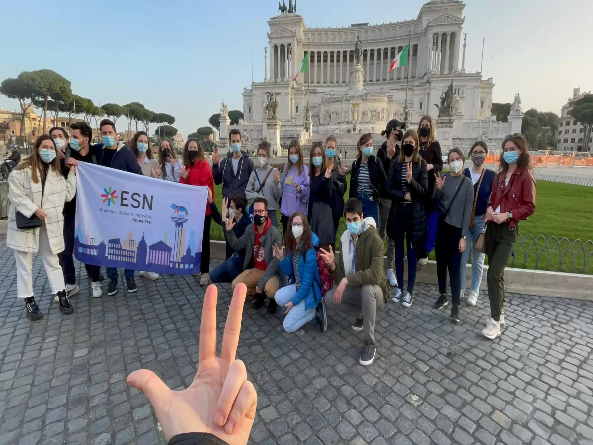 International Students at the discovery of Rome