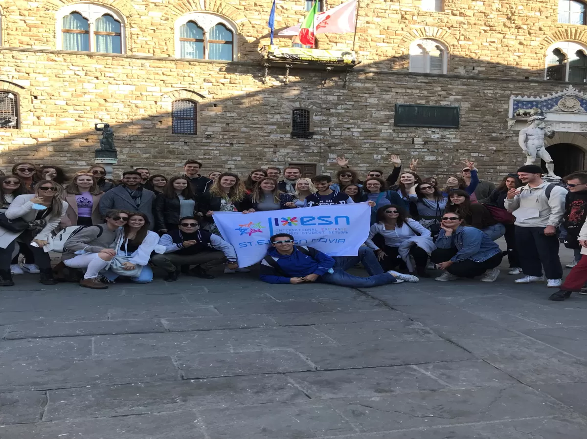 In front of Palazzo Vecchio with ESN Florentia