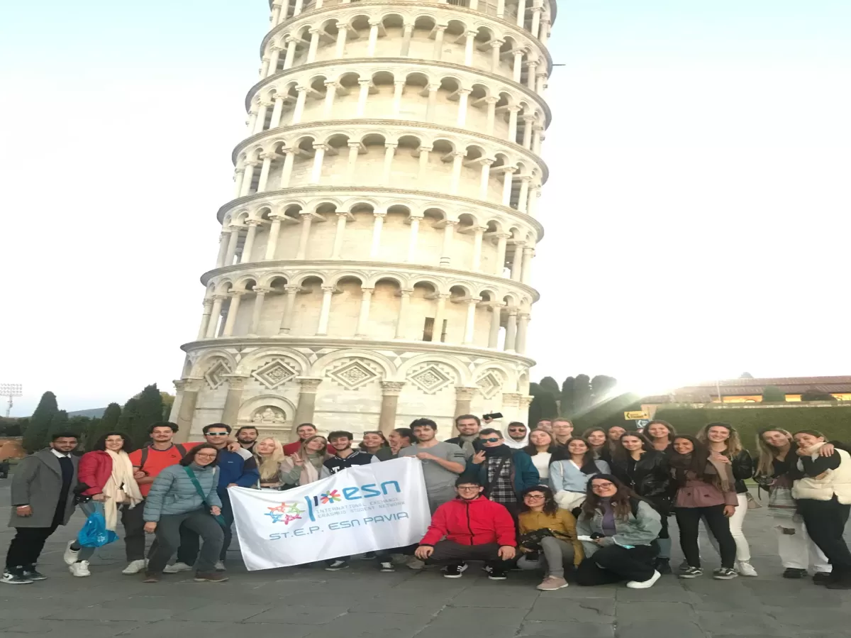 In front of Torre di Pisa with ESN Pisa