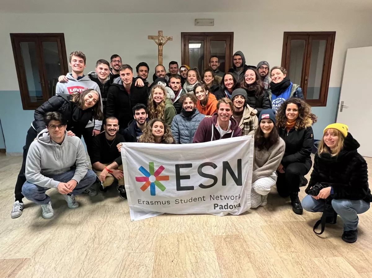 ESN volunteers group picture