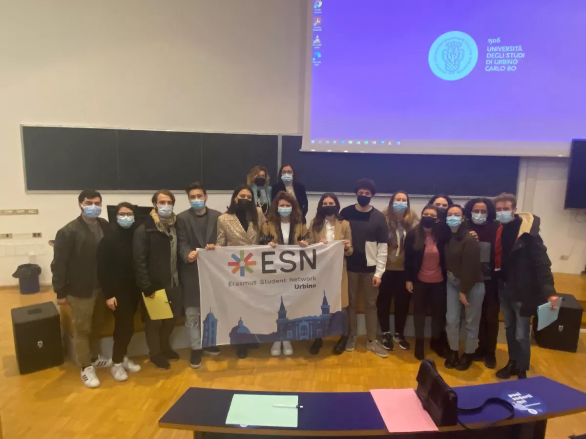 Photo of the group with ESN flag