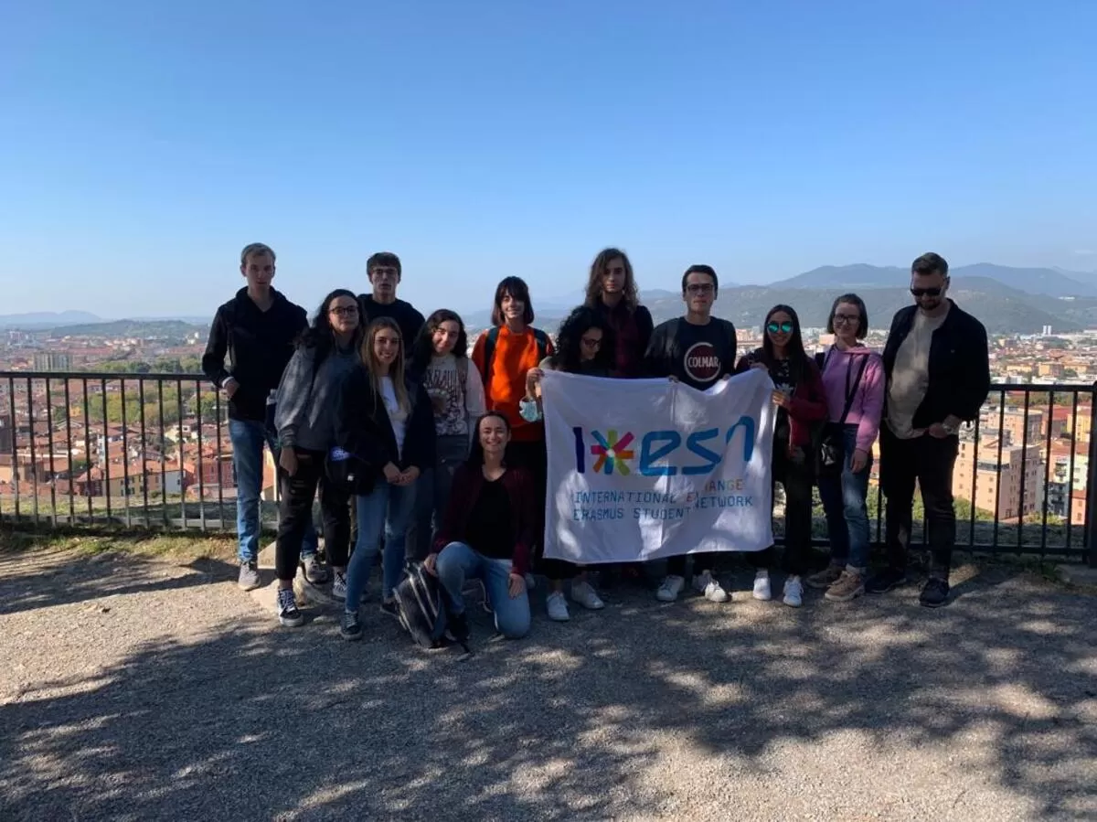 Group of Erasmus students t the Castle of Brescia