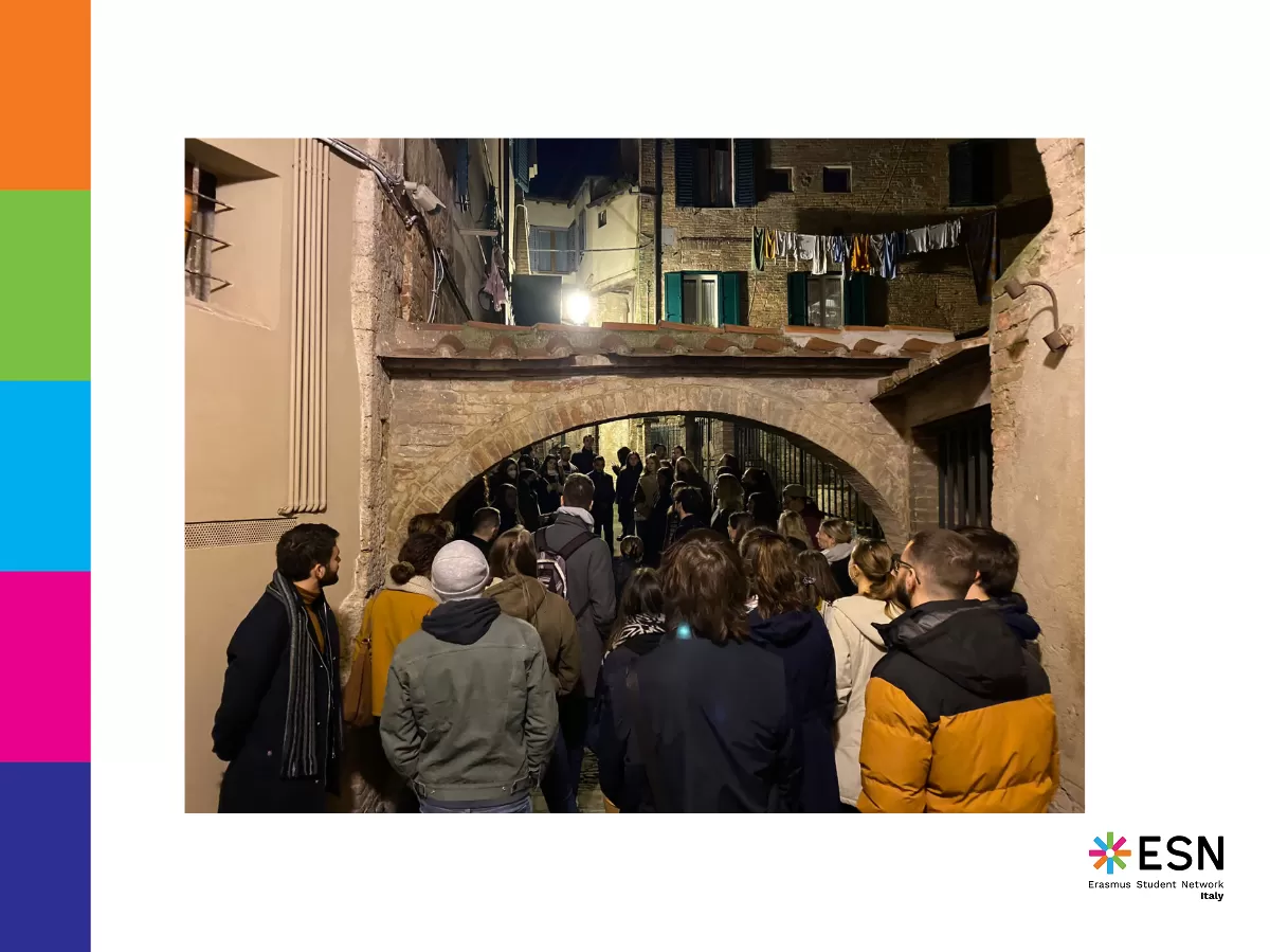 City Tour by Night of Siena 3