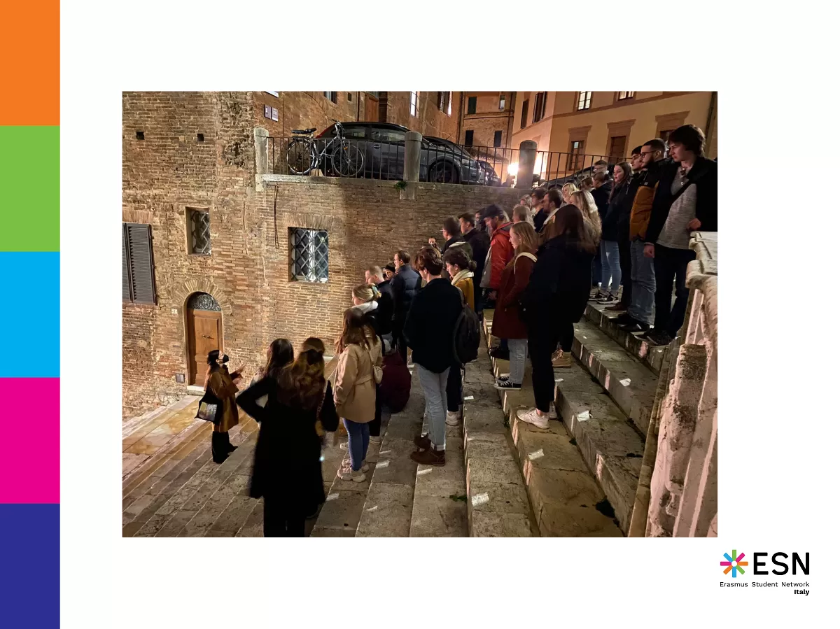 City Tour by Night of Siena 5