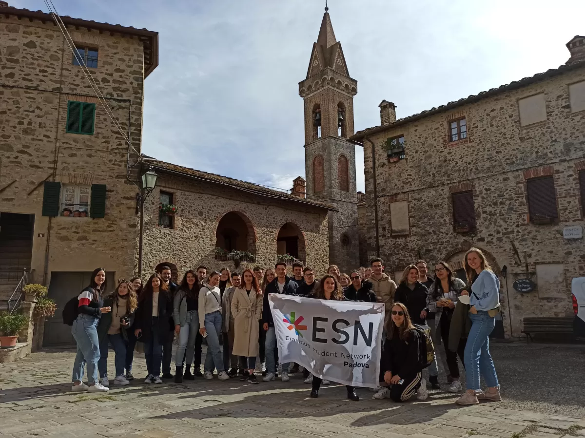 International students in Tuscany