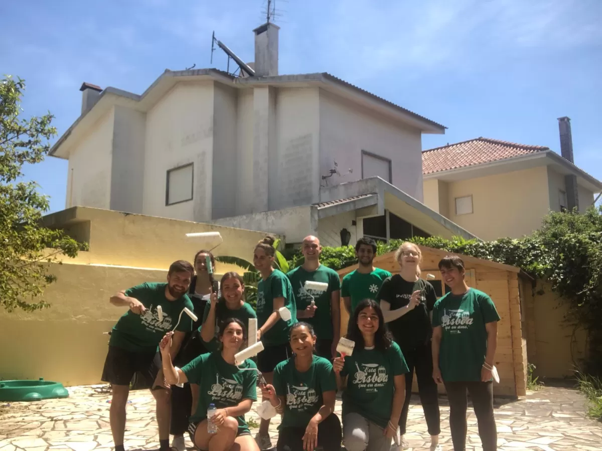 ESN Lisboa team and Erasmus at Rebuild a Home