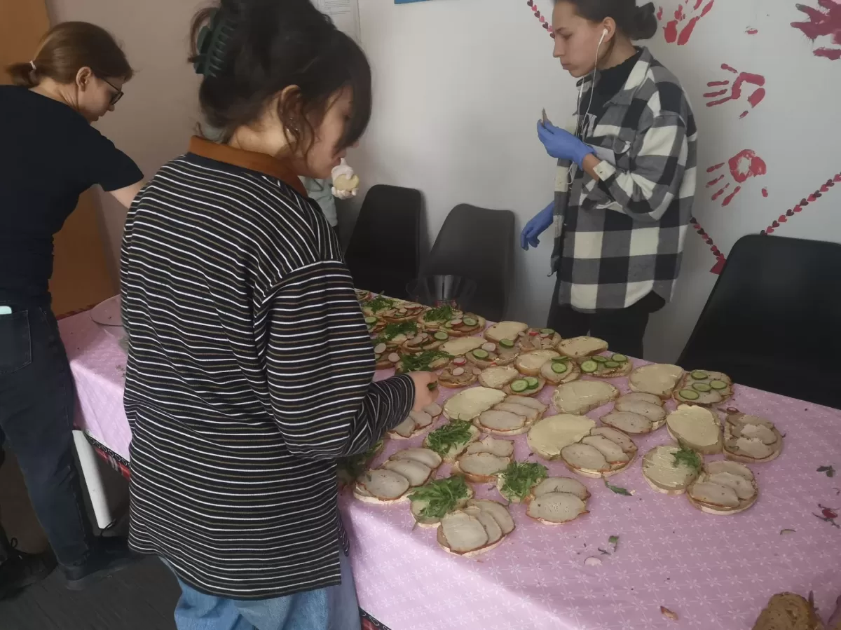 prepared meal by volunteers