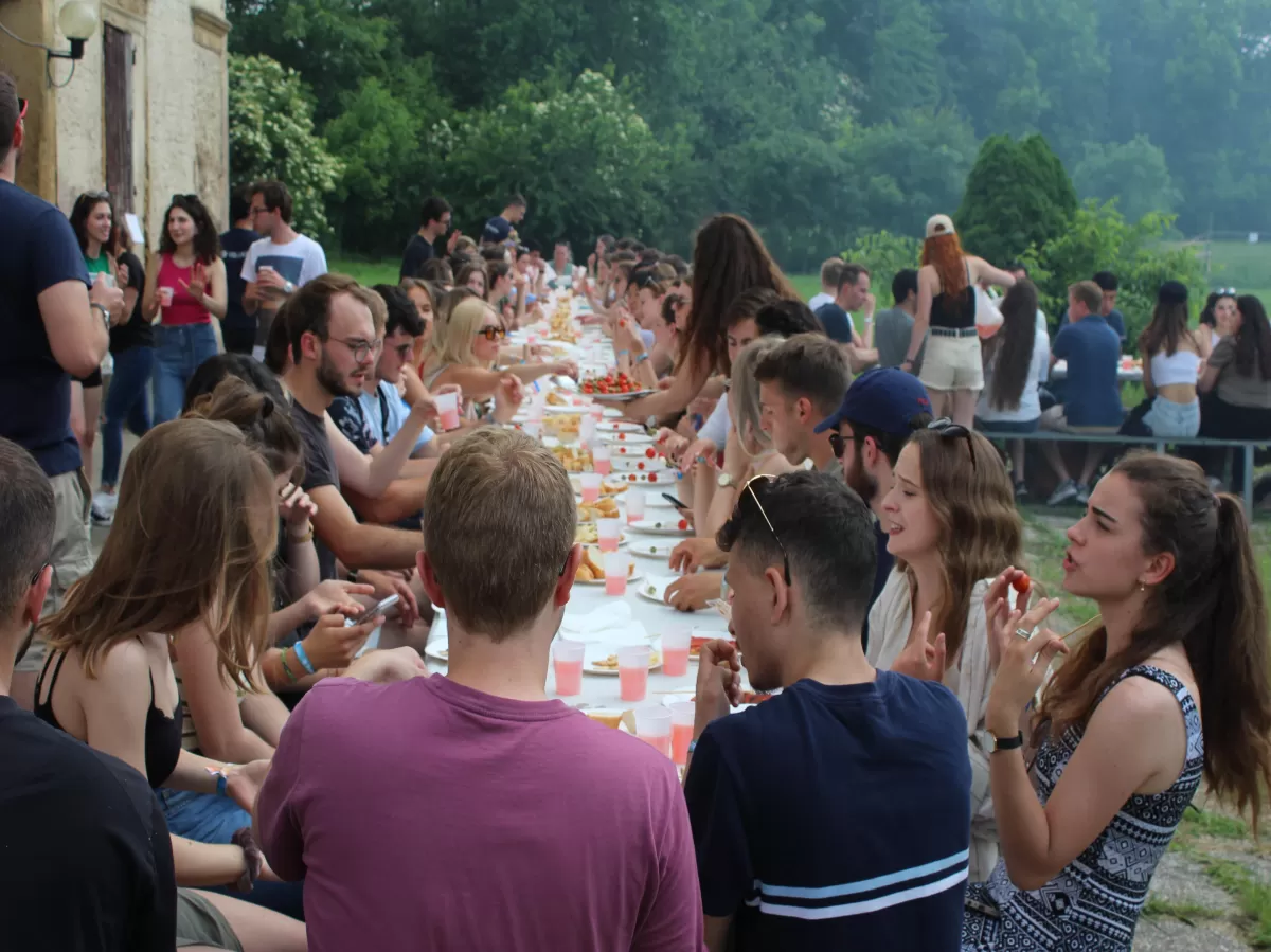 International students enjoying the feast
