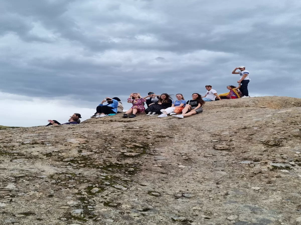 Students n the Meteora rocks