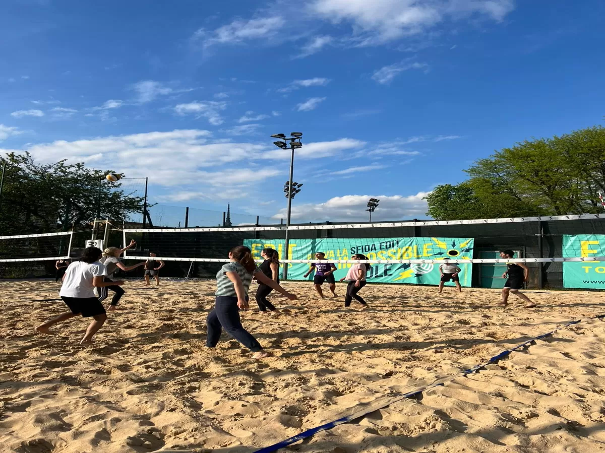 Outdoor Beach Volley 3