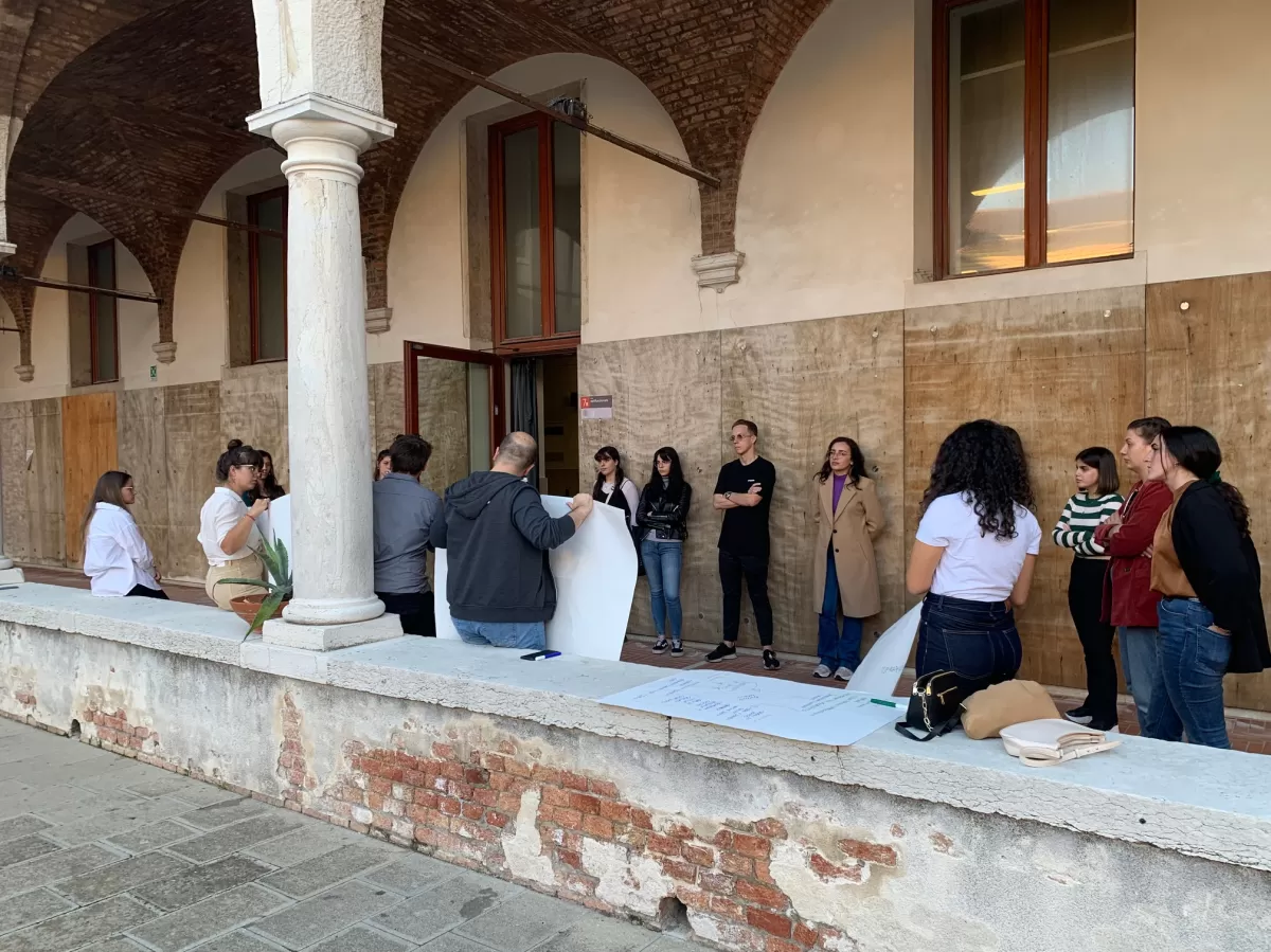 Volunthealing, day 1: Interactive workshop, held by ESN trainers, on volunteering, mental well-being and the student community in Venice.