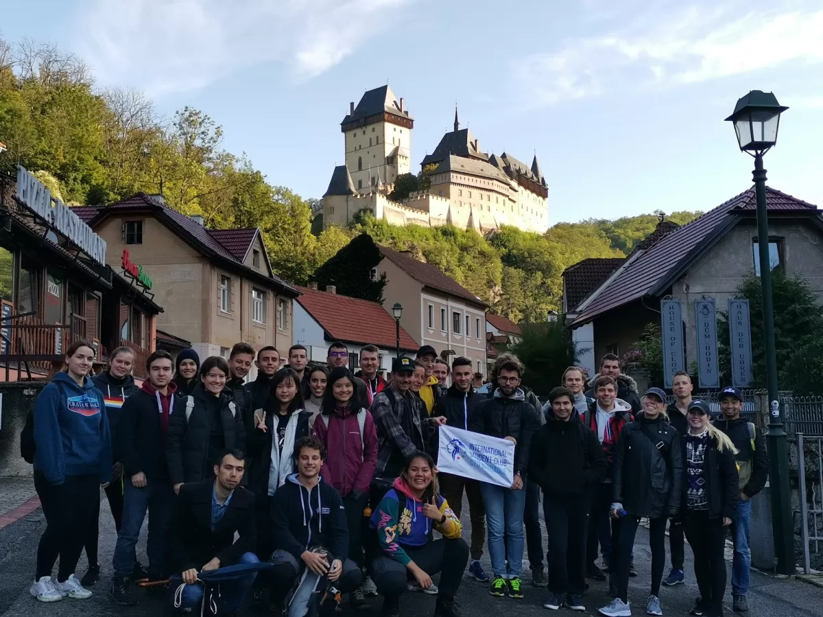 group picture with Karlstejn