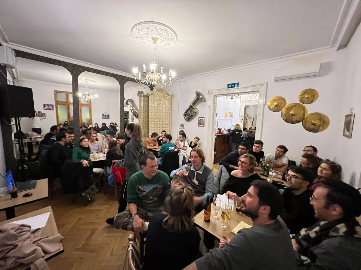 participants during the Trivia