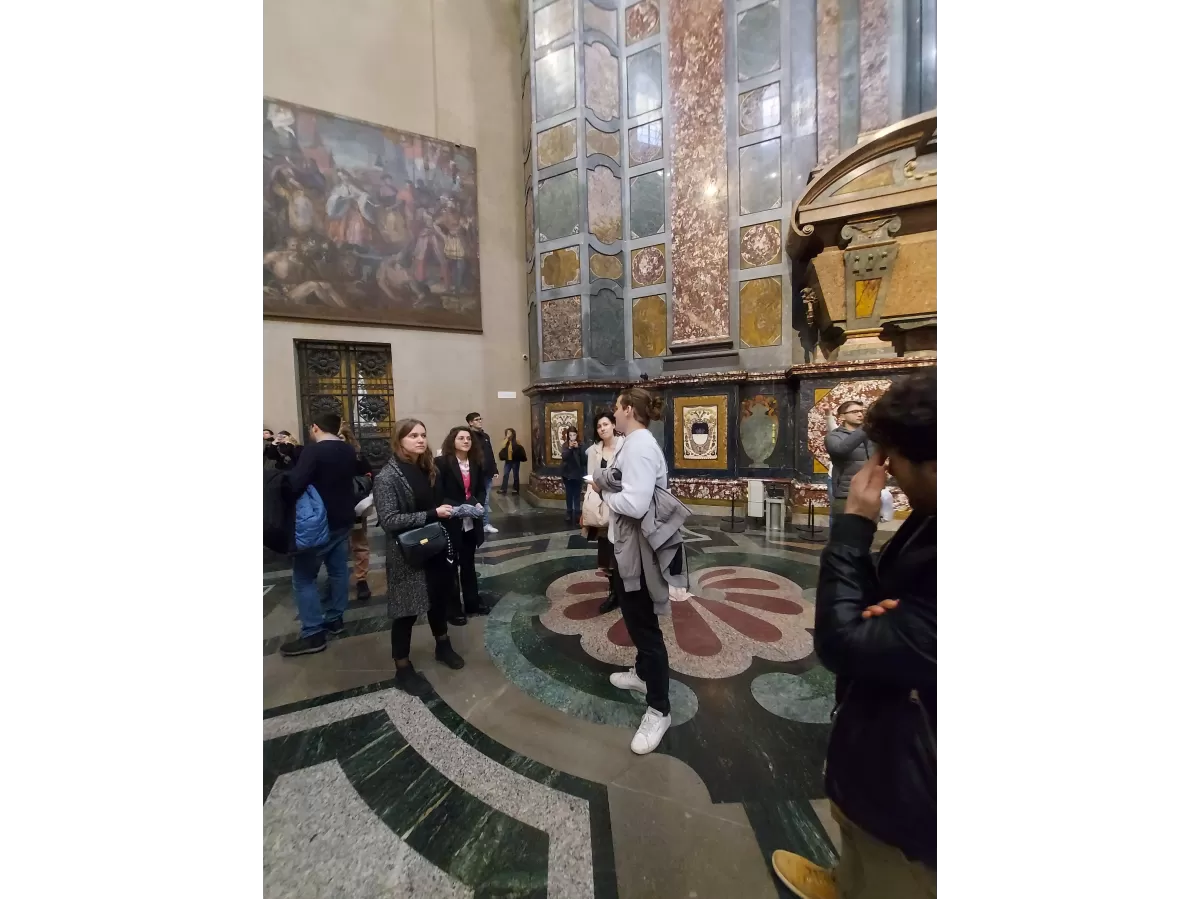 Visiting the Medici Chapels with the international students