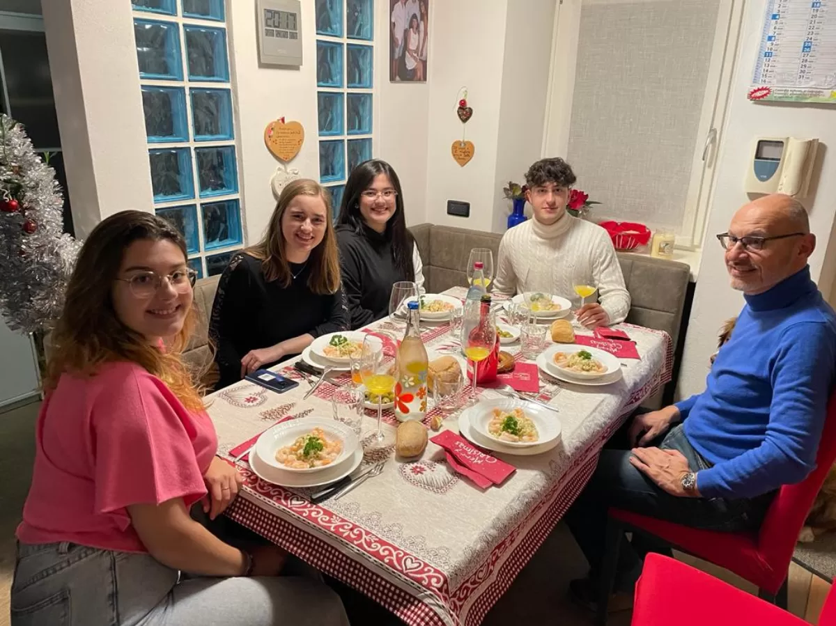 Italian family hosting an Erasmus for Christmas
