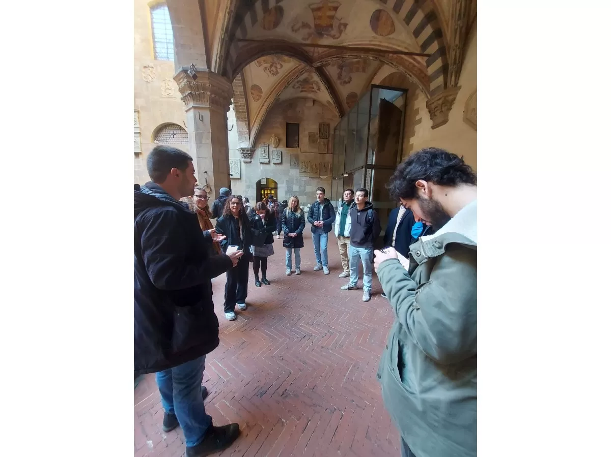 Esners and international students just arrived at the Bargello Museum