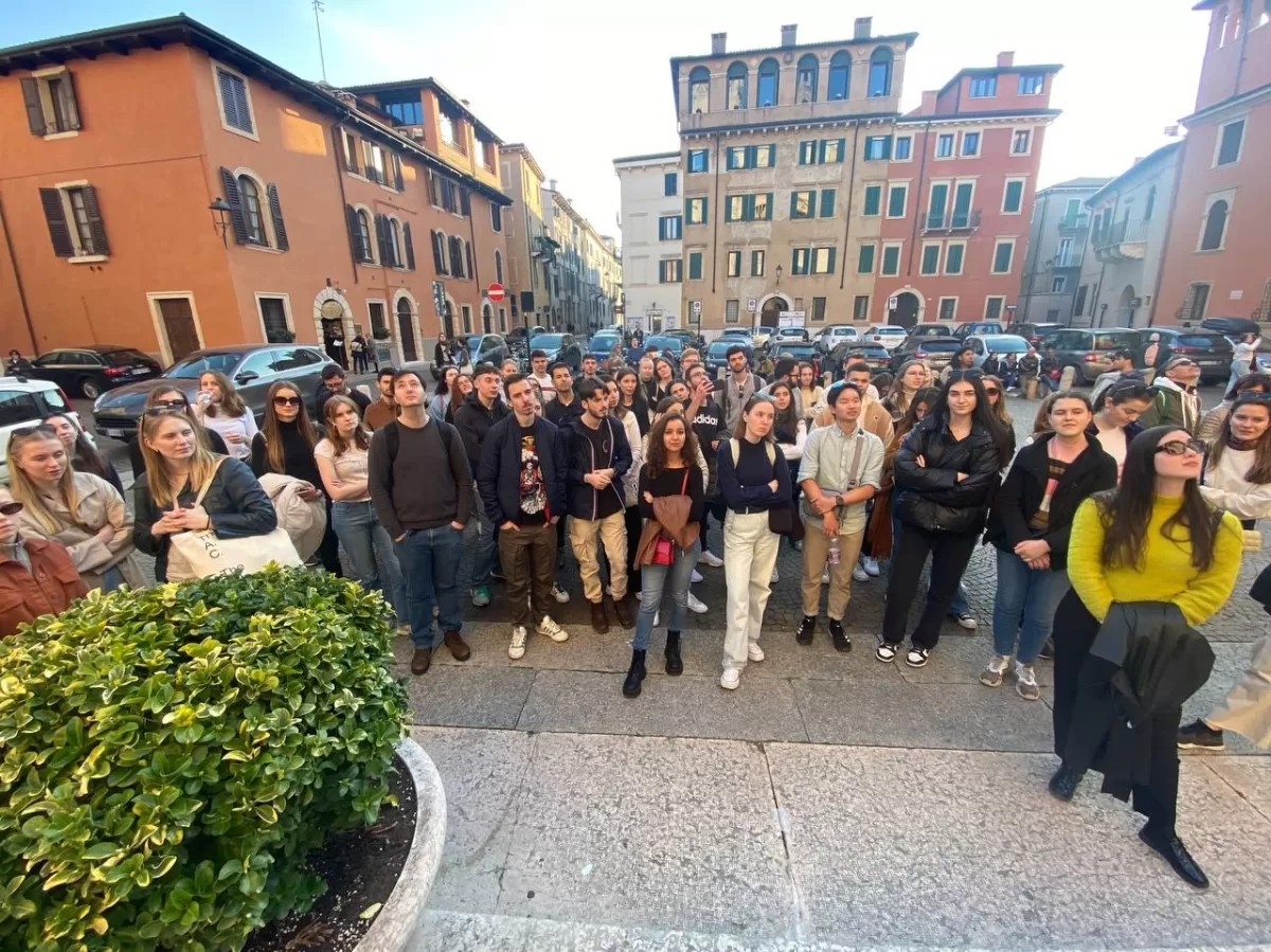 The group at Piazza delle Erbe