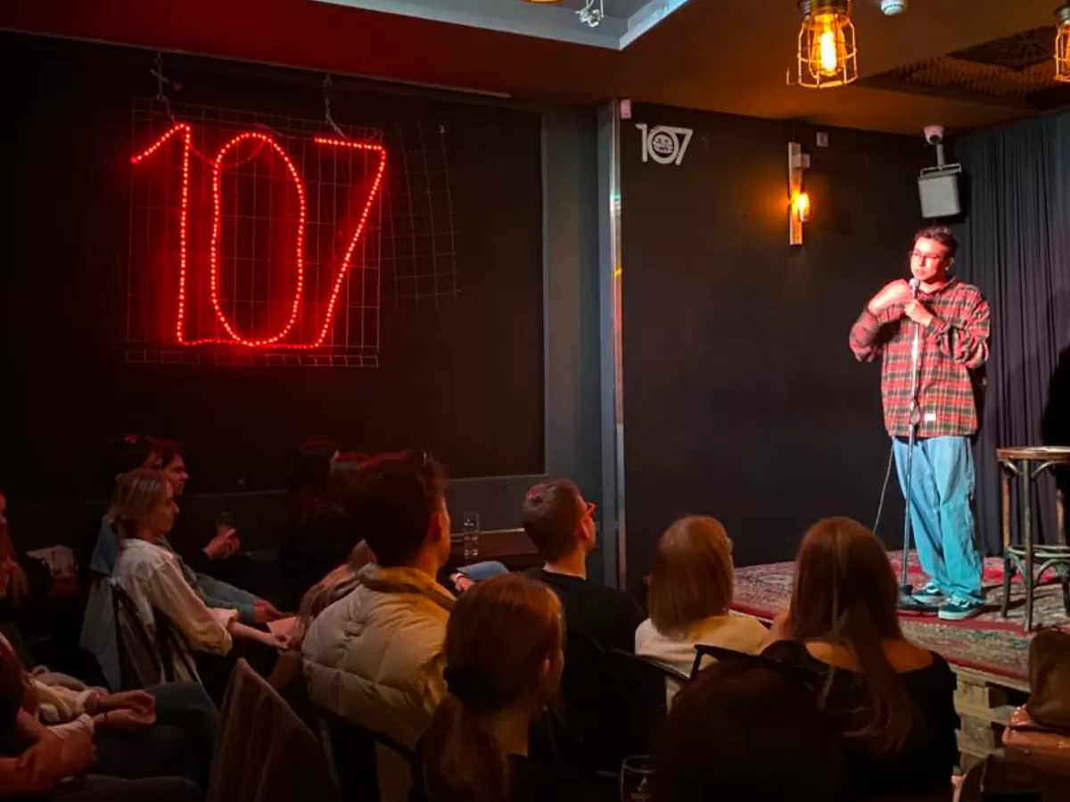participants watching the performance