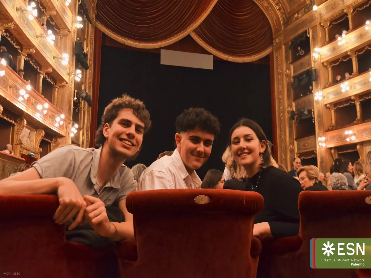 students at Teatro Massimo.