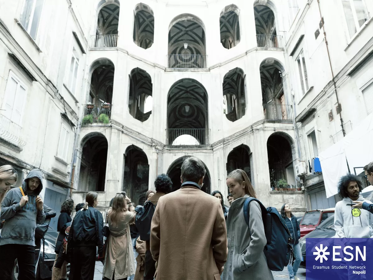 Erasmus during the explanation of Palazzo Sanfelice