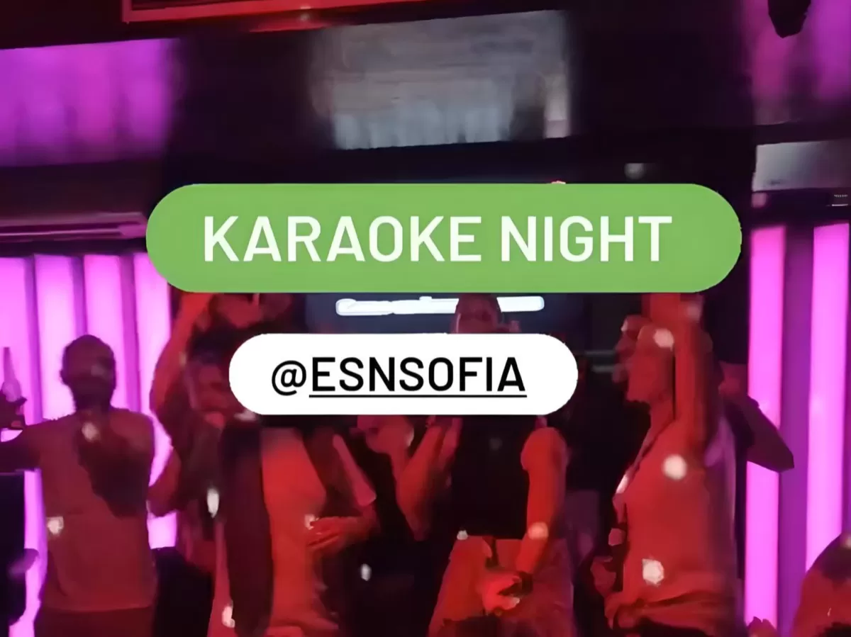 esn-sofia-karaoke-night-welcome-weeks-during-the-party