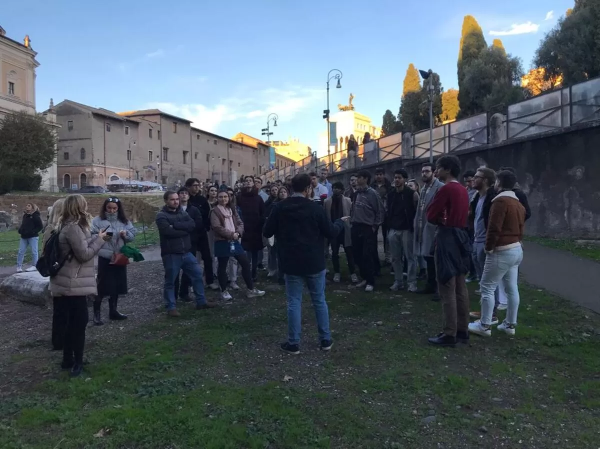 The introduction about the Jewish Ghetto's history