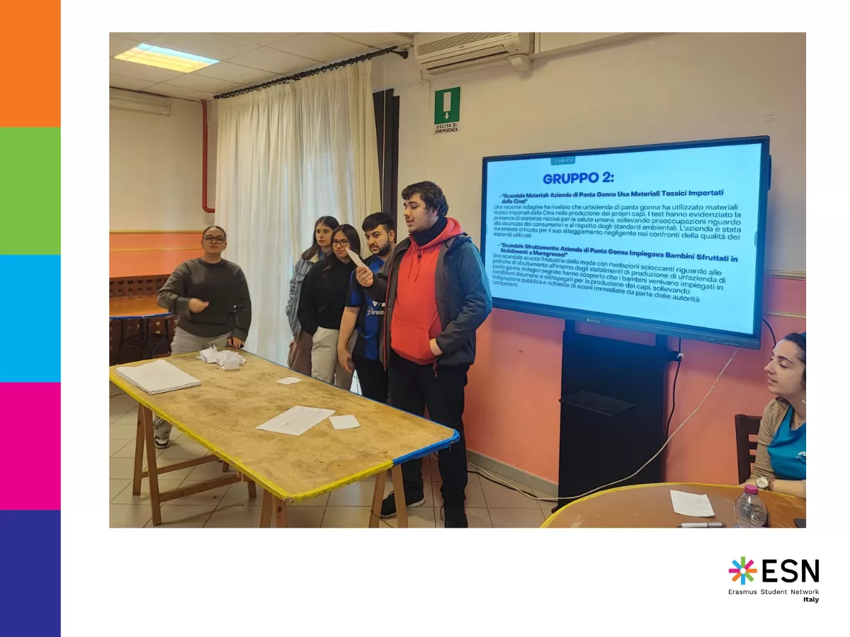 Workshop - How to spot fake news