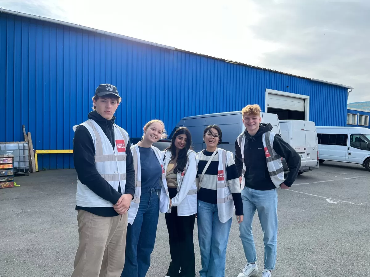 Volunteering in Calais