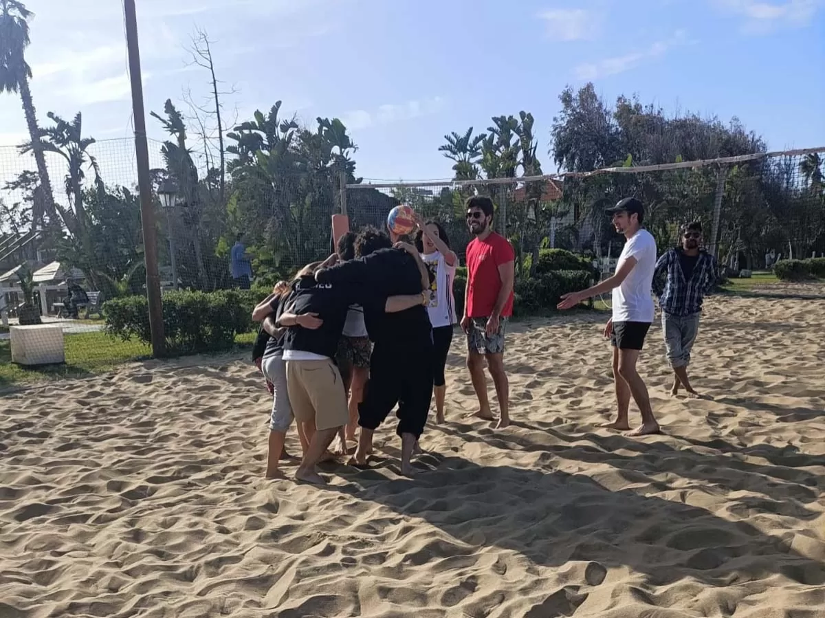 Our erasmus and volunteers playing volleyball