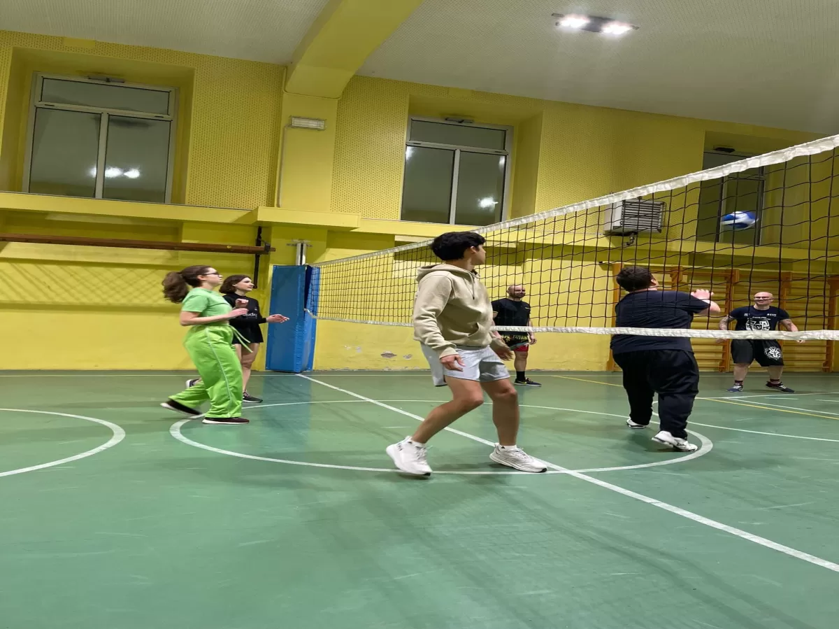 volley