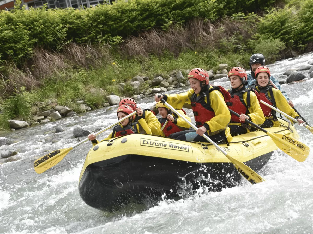 Some of our erasmus students with our volunteers during rafting