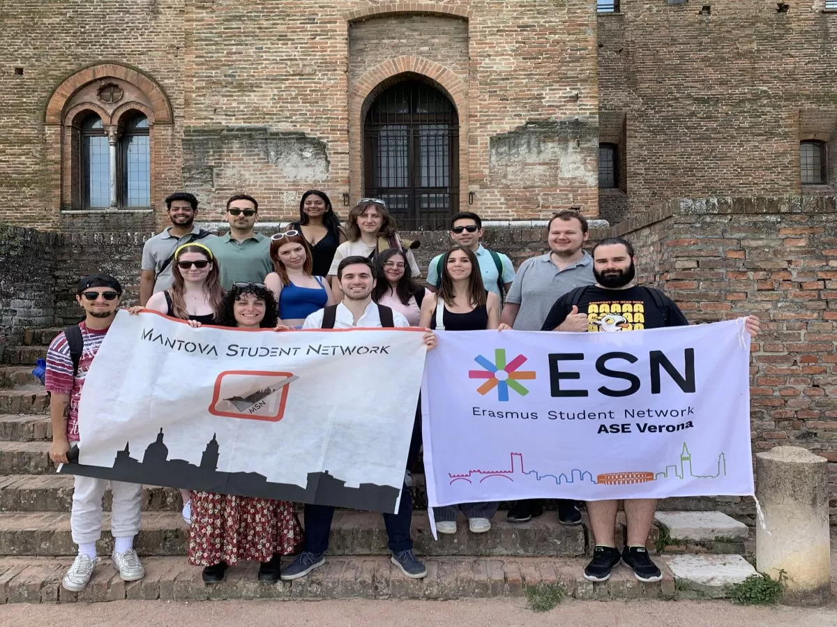 Group picture with Mantova Student Network