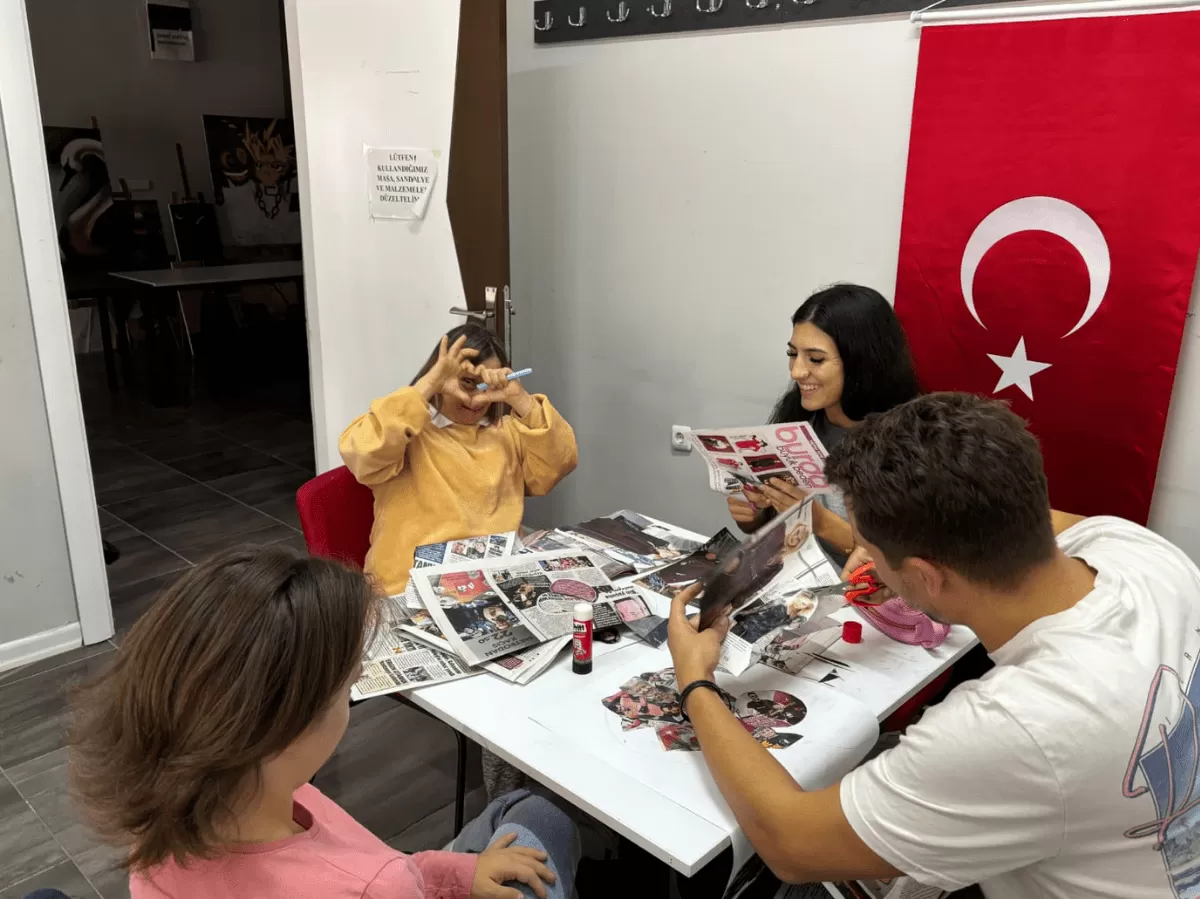 Pictures from the event.