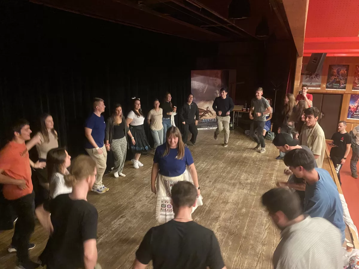 students learning how to dance