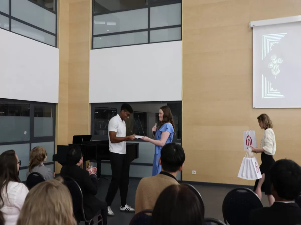 Thanking one of the members of ESN TLU IC