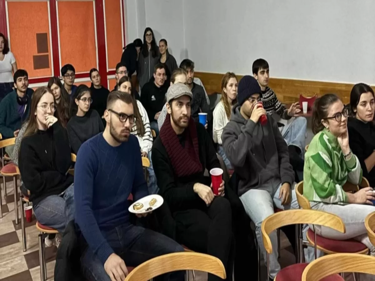 International students during presentation about Poland