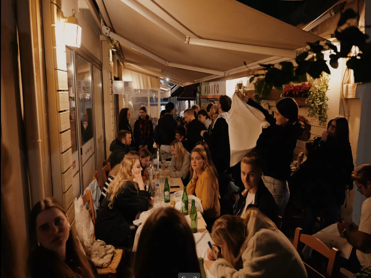 Farewell Event: White T-Shirt & Karaoke Party