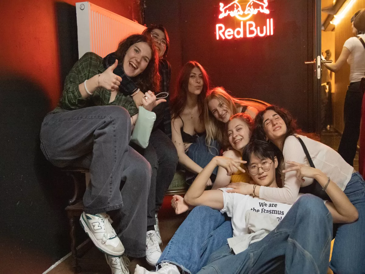 A group of students posing together