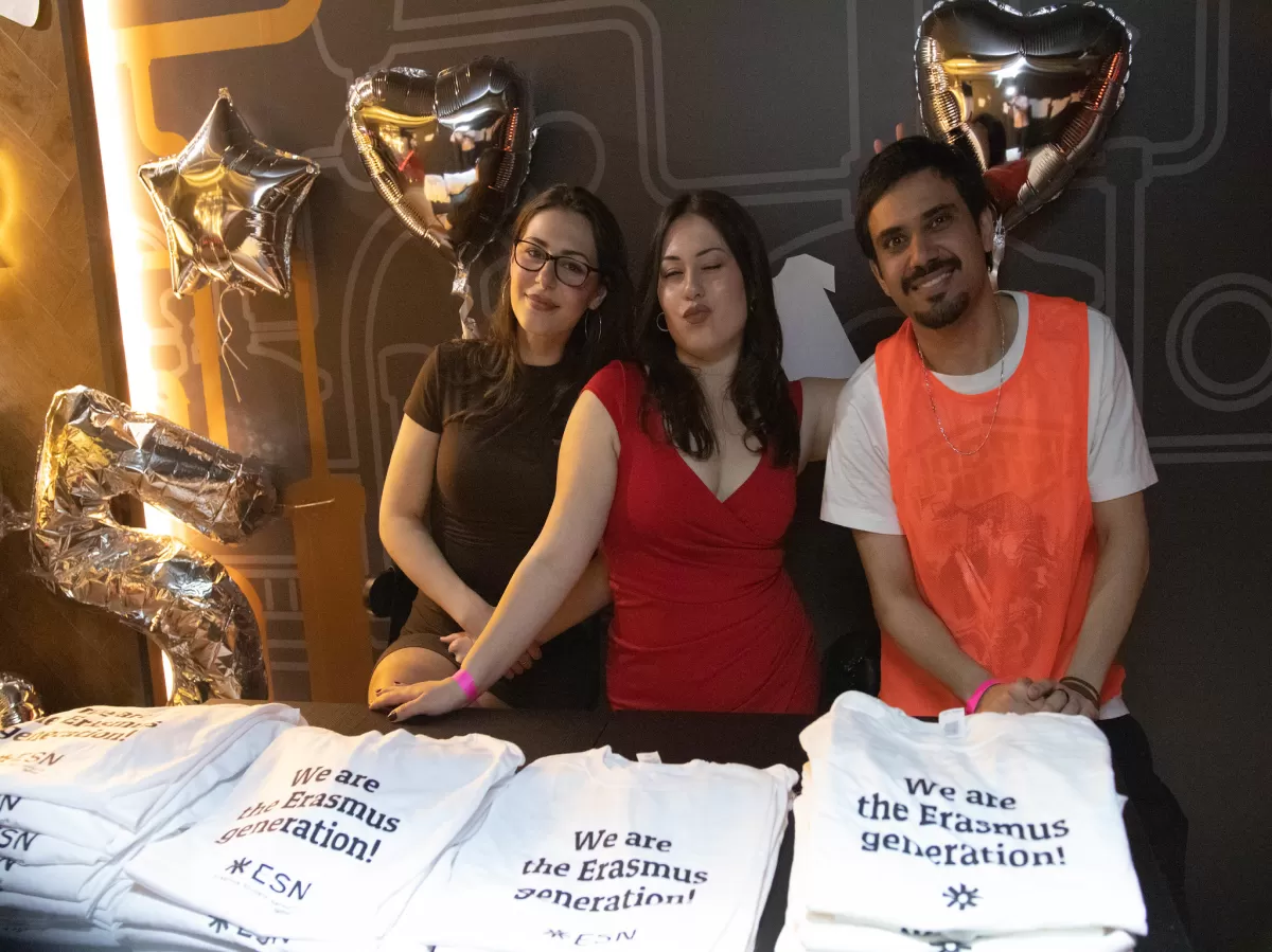 ESN Tallinn volunteers selling Erasmus Generation t-shirts