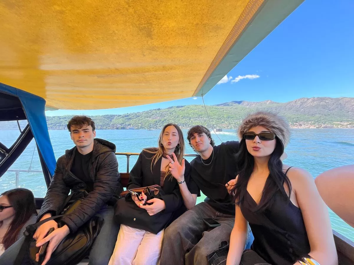 photo of the participants on the boat