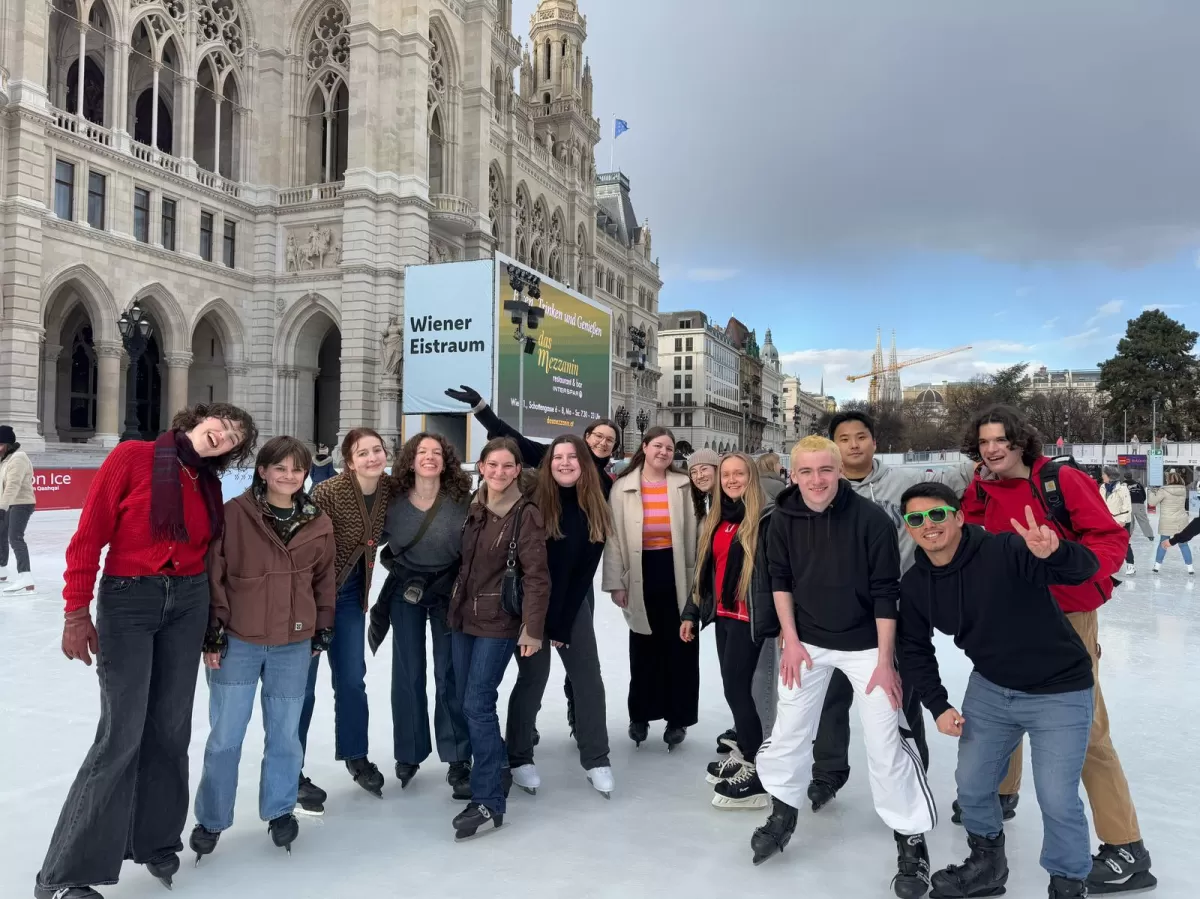 people_on_ice_rink_esn