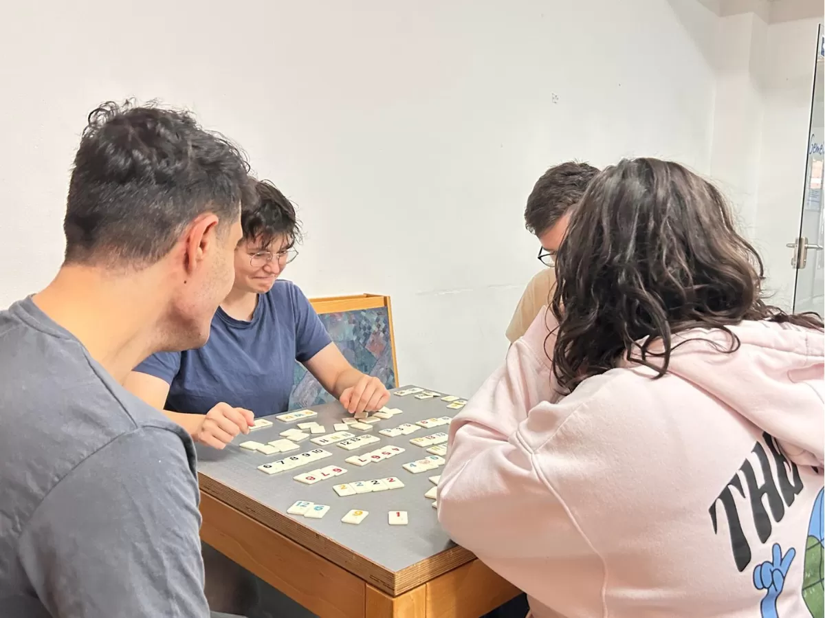 Students playing Rumikup