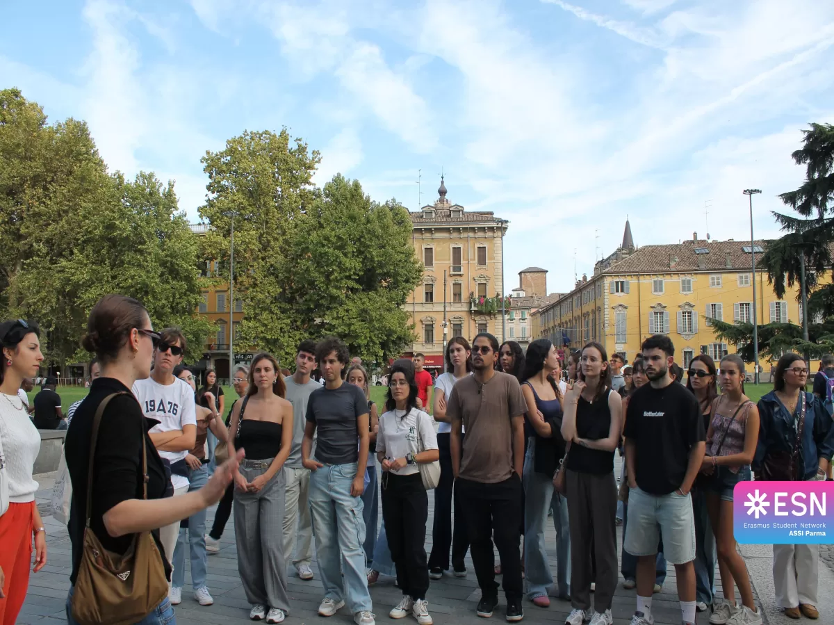 volunteer explaining things